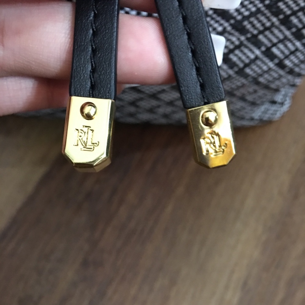 NWT! Ralph Lauren bucket bag - Picture 3 of 7